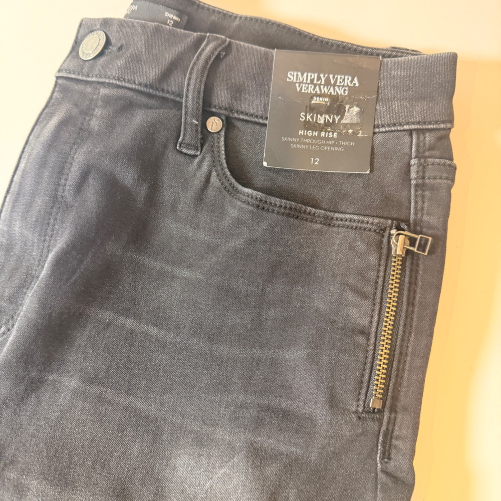 Simply Vera Vera Wang High Rise Skinny Jeans Washed Black Super Stretchy Size 12 - Picture 3 of 8